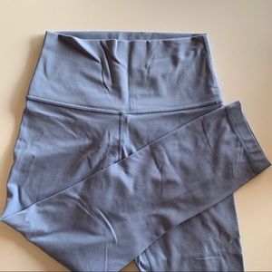 21” inseam cropped lululemon align leggings